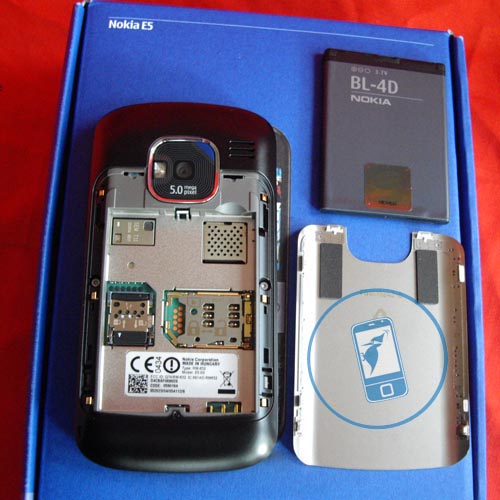 Nokia E5 unboxing 07 Nokia E5 unboxing 07