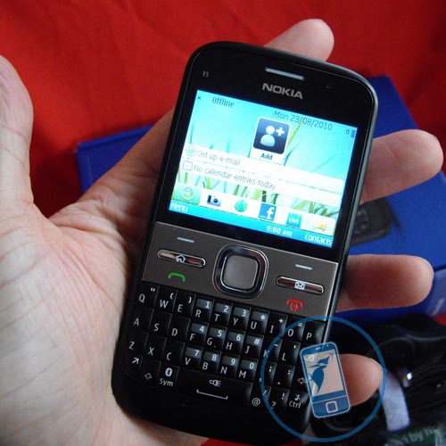 Nokia E5 unboxing 08 Nokia E5 unboxing 08