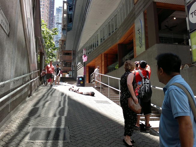 X7 shot on Jason planking
